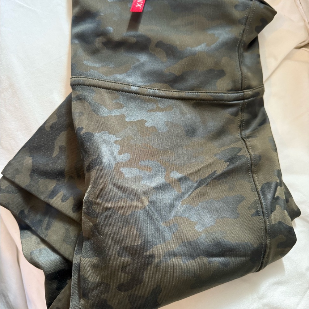 SPANX Camouflage Leggings
